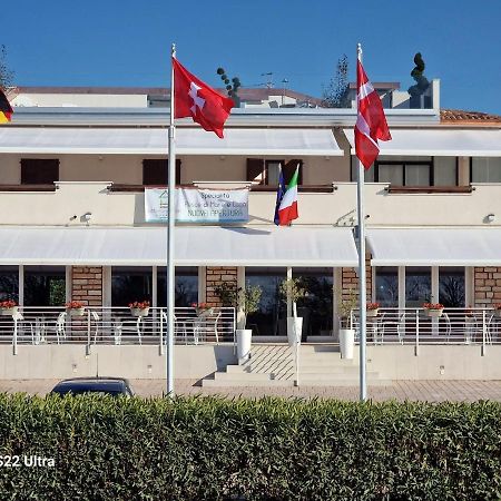 Hotel La Maison Du Port Lazise Zewnętrze zdjęcie