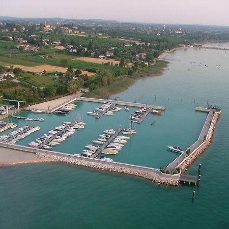 Hotel La Maison Du Port Lazise Zewnętrze zdjęcie